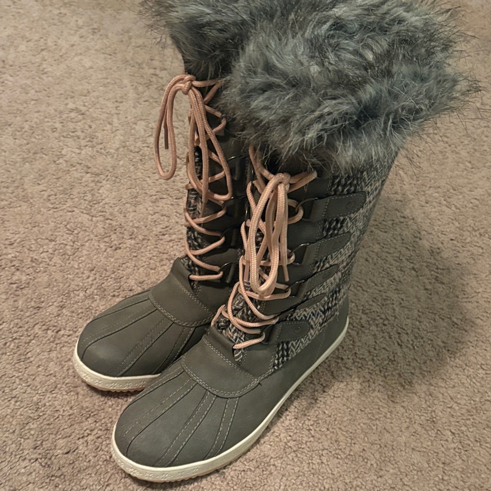 JustFab Gray and Tan Winter Boots